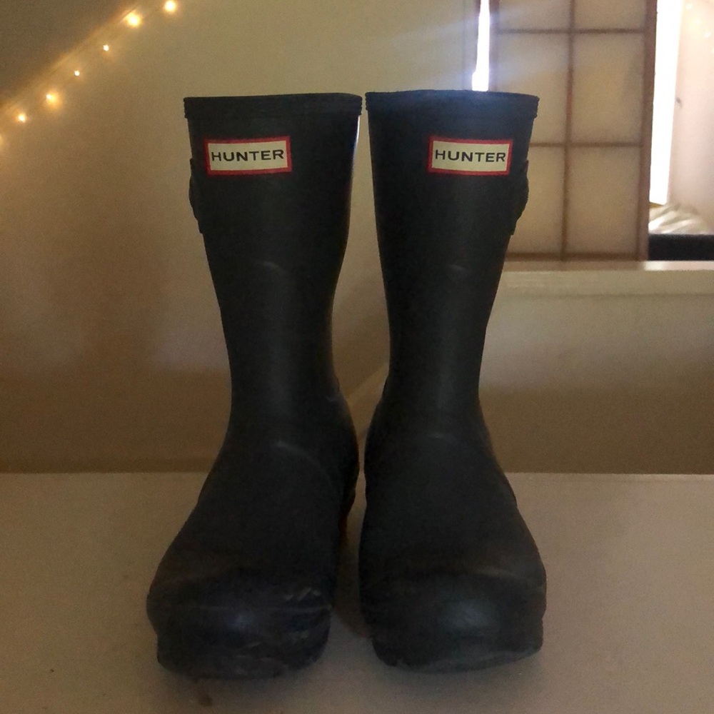 Navy hunter boots